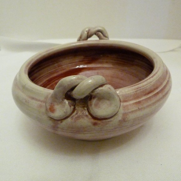 Handcrafted North Carolina Art Pottery 5 Inch 2-Handled Bowl by L3 Smith Pottery - Picture 1 of 14